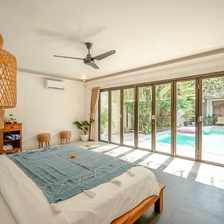 Lalita Villas Seminyak Exterior photo