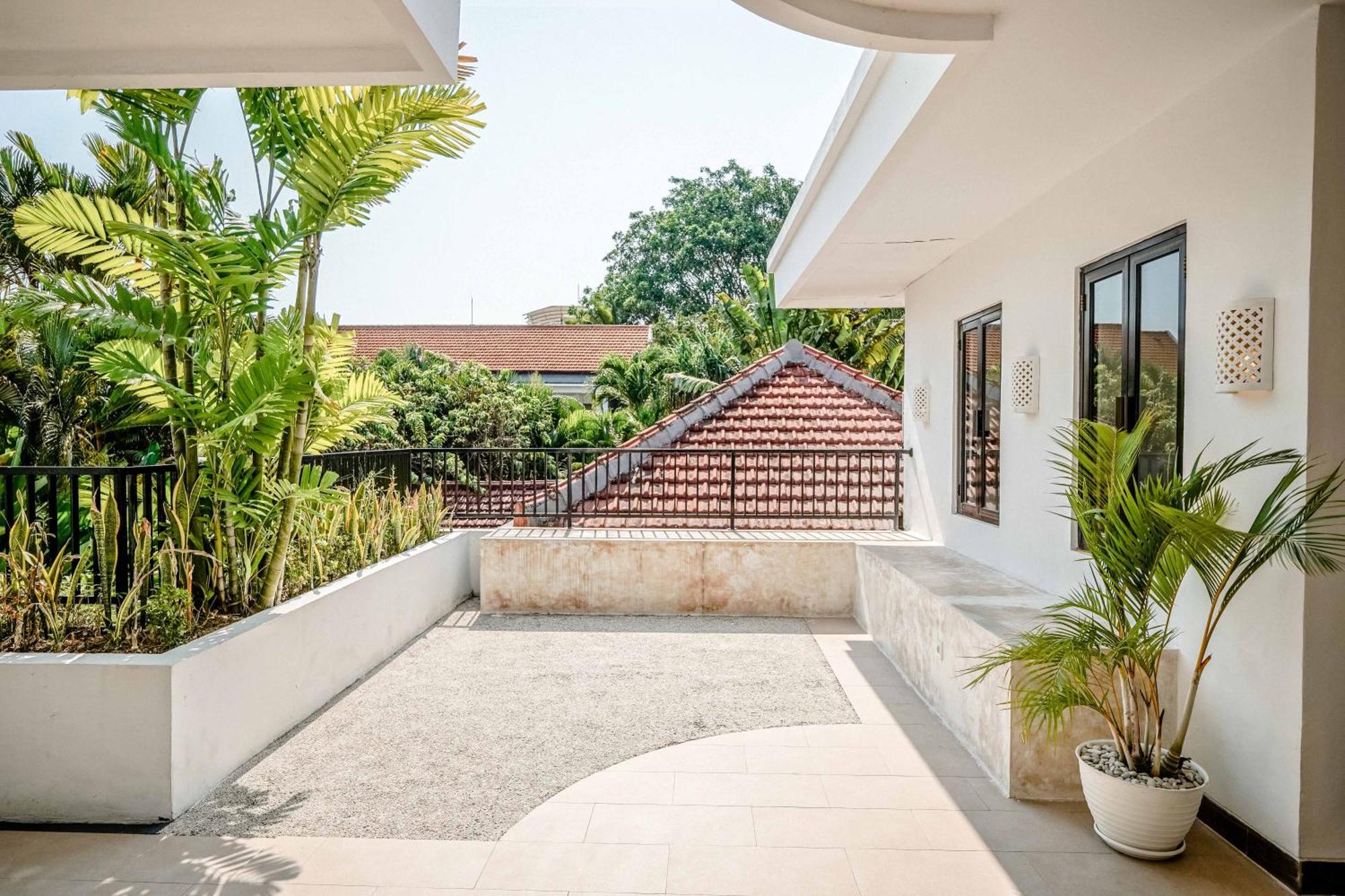 Lalita Villas Seminyak Exterior photo